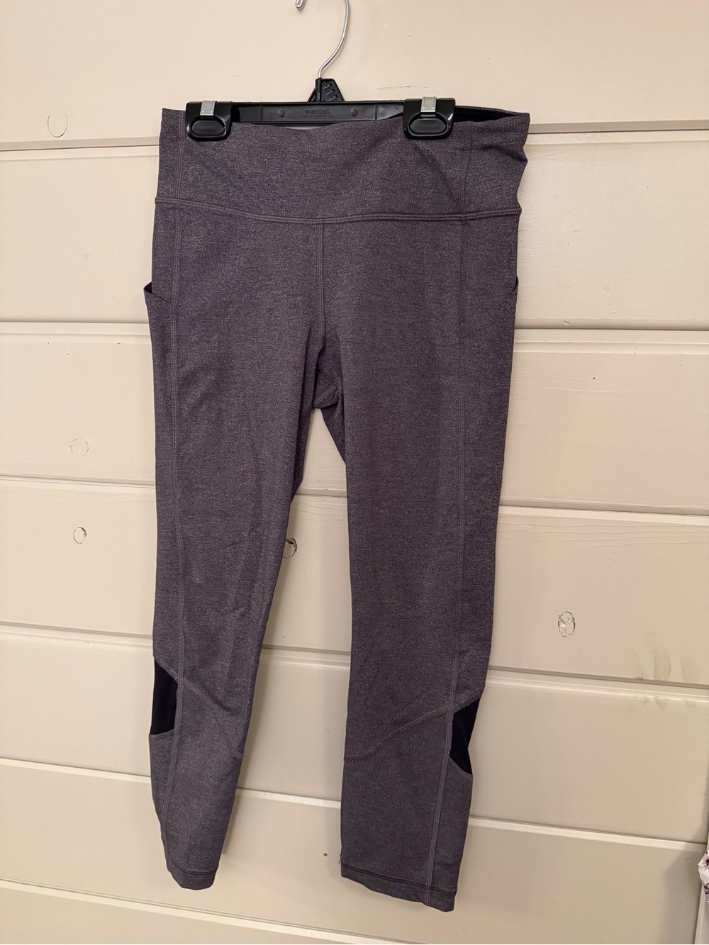 lululemon athletica Heather Charcoal Grey Leggings with Mesh Insets 21”